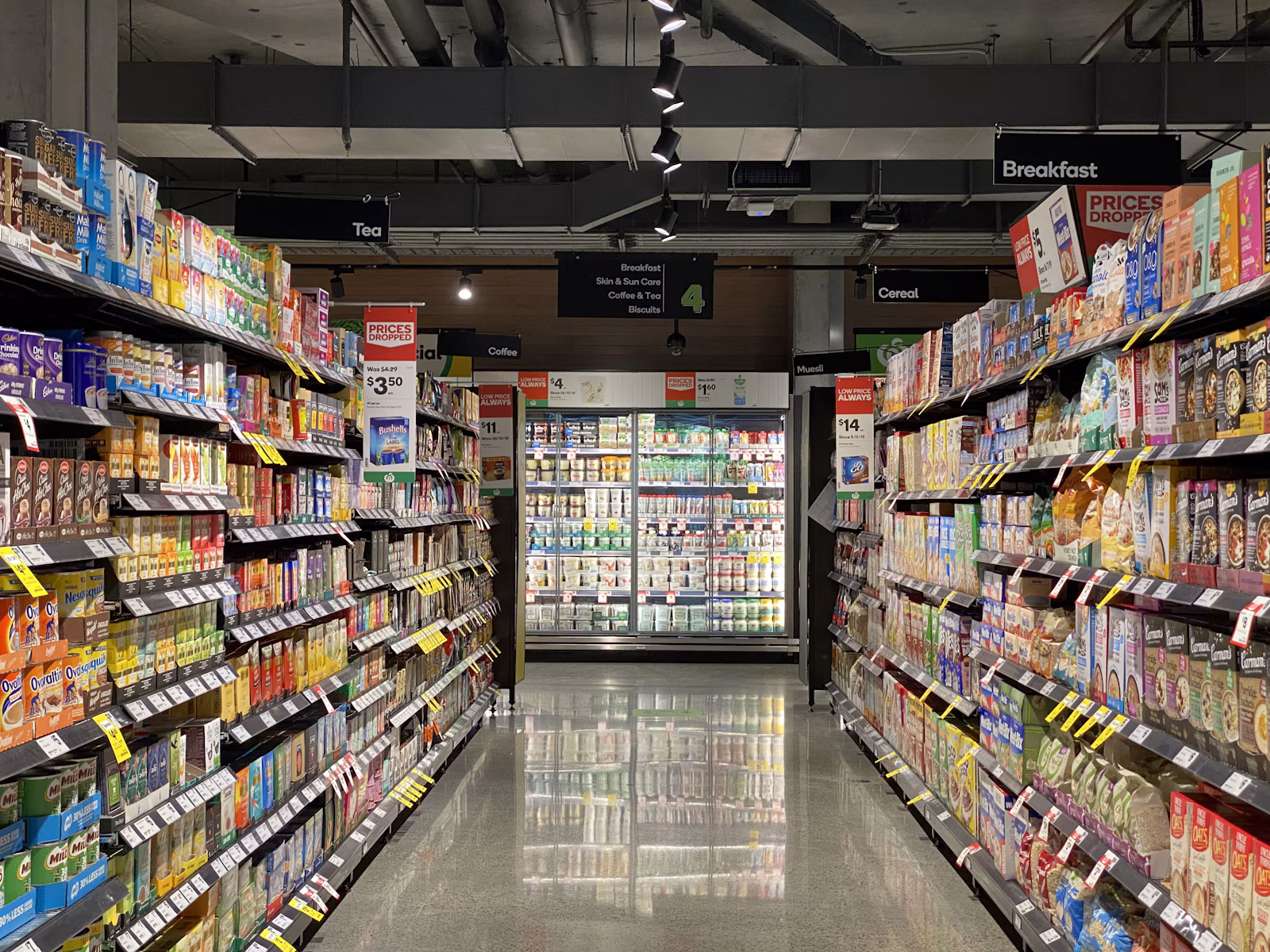 Mercadinho do Neybro — abastecimento do dia a dia